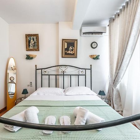 Vintage And Warm 2Br Apartament In تيرانا المظهر الخارجي الصورة